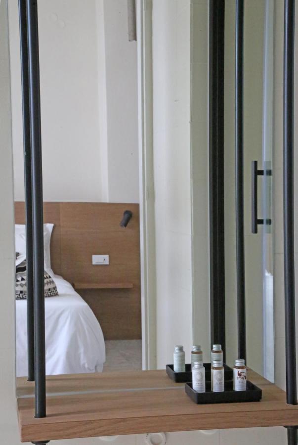 Oiko Mini Suites Ερμούπολη Εξωτερικό φωτογραφία