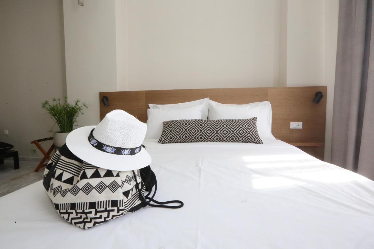 Oiko Mini Suites Ερμούπολη Εξωτερικό φωτογραφία