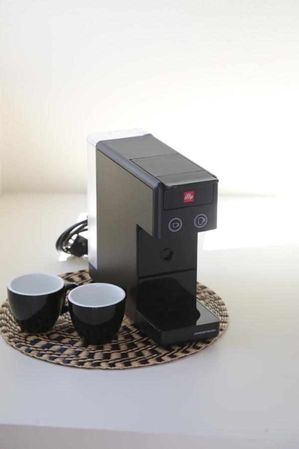 Oiko Mini Suites Ερμούπολη Εξωτερικό φωτογραφία