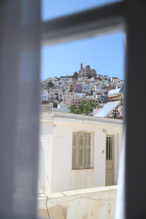 Oiko Mini Suites Ερμούπολη Εξωτερικό φωτογραφία