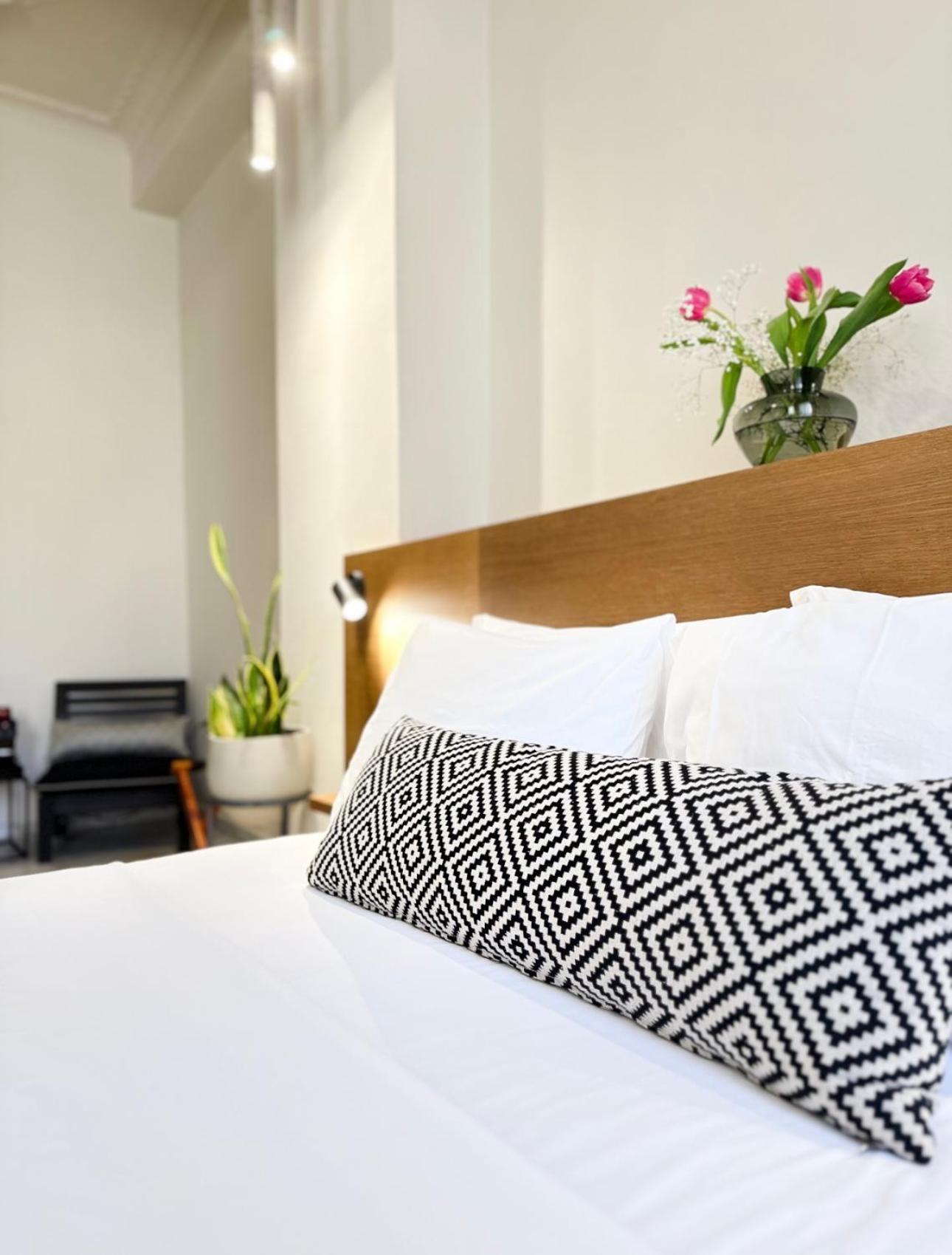 Oiko Mini Suites Ερμούπολη Εξωτερικό φωτογραφία