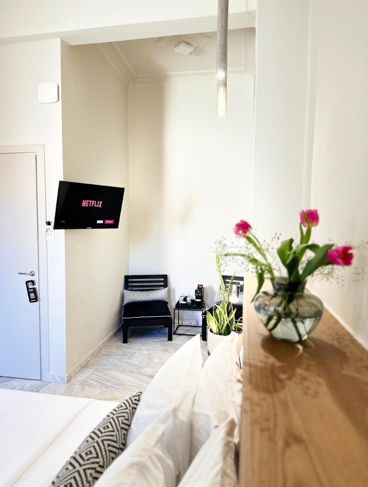 Oiko Mini Suites Ερμούπολη Εξωτερικό φωτογραφία