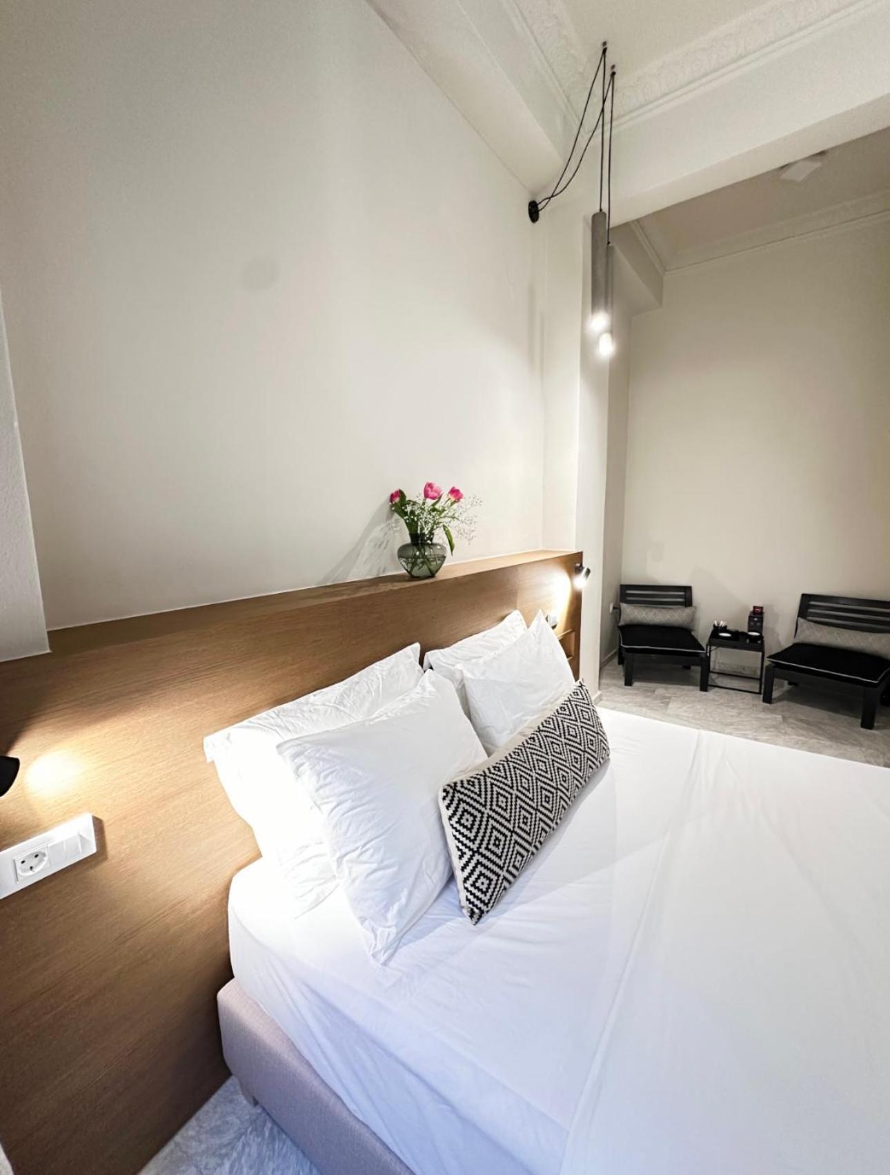 Oiko Mini Suites Ερμούπολη Εξωτερικό φωτογραφία