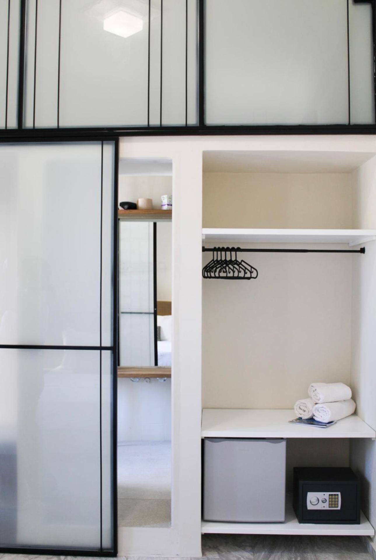 Oiko Mini Suites Ερμούπολη Εξωτερικό φωτογραφία