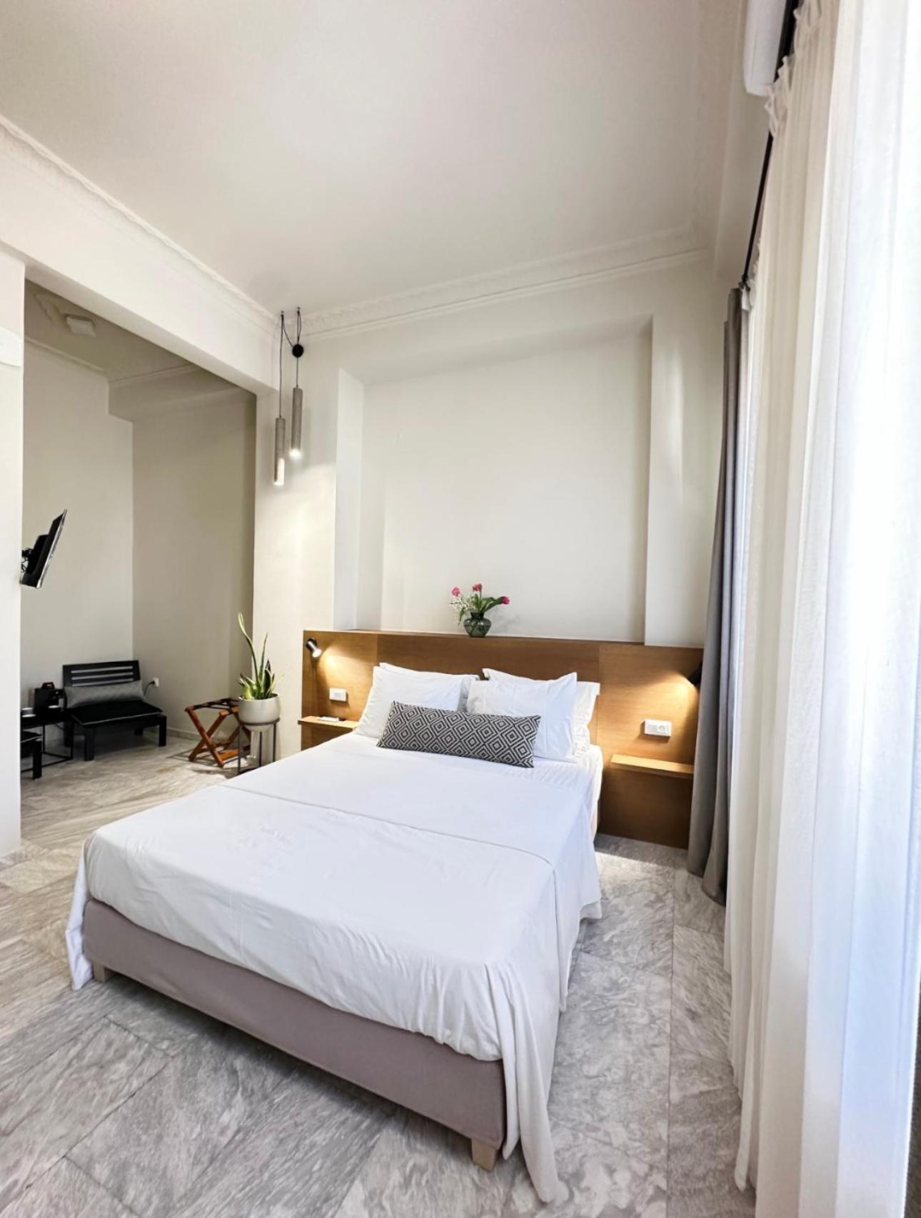 Oiko Mini Suites Ερμούπολη Εξωτερικό φωτογραφία