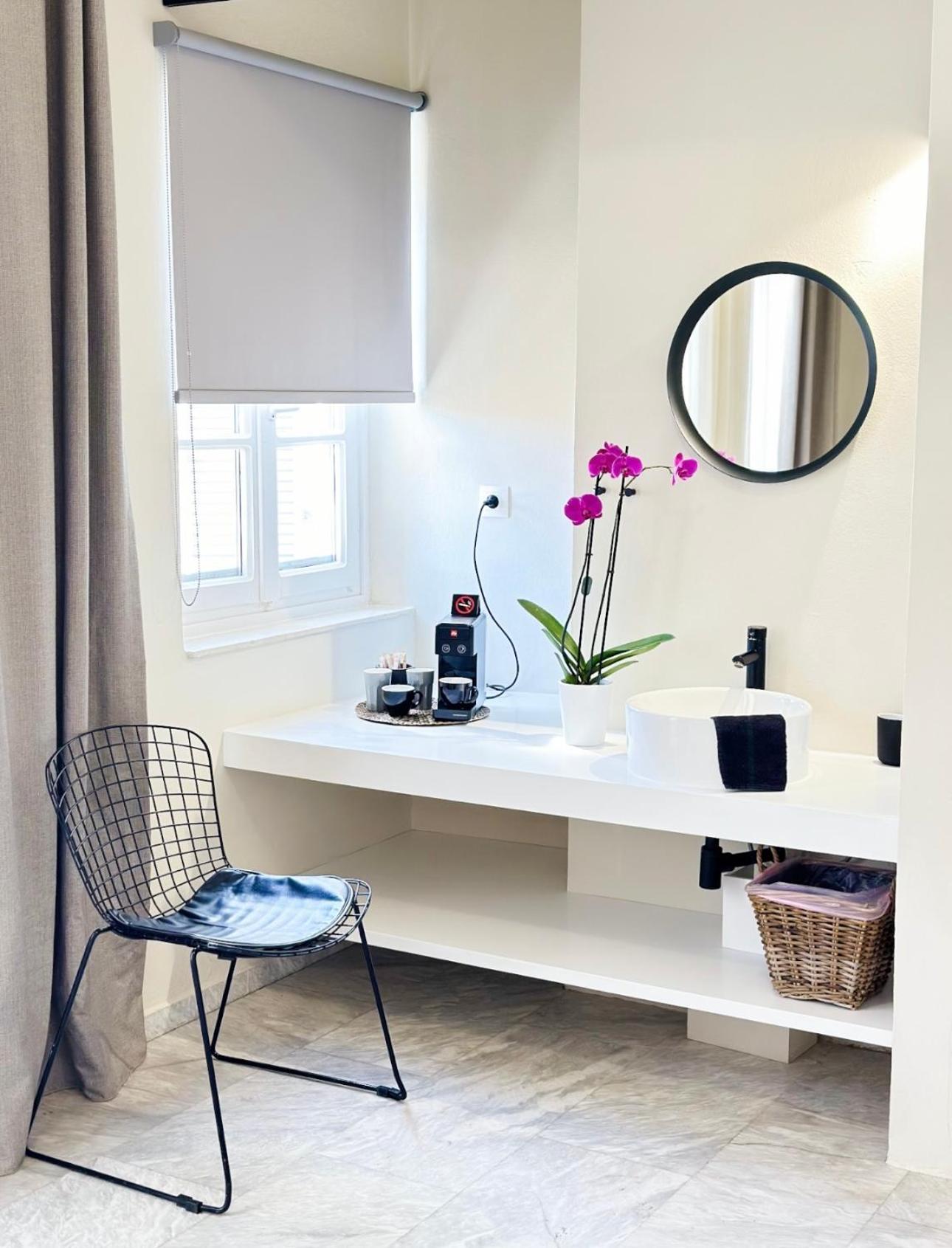 Oiko Mini Suites Ερμούπολη Εξωτερικό φωτογραφία