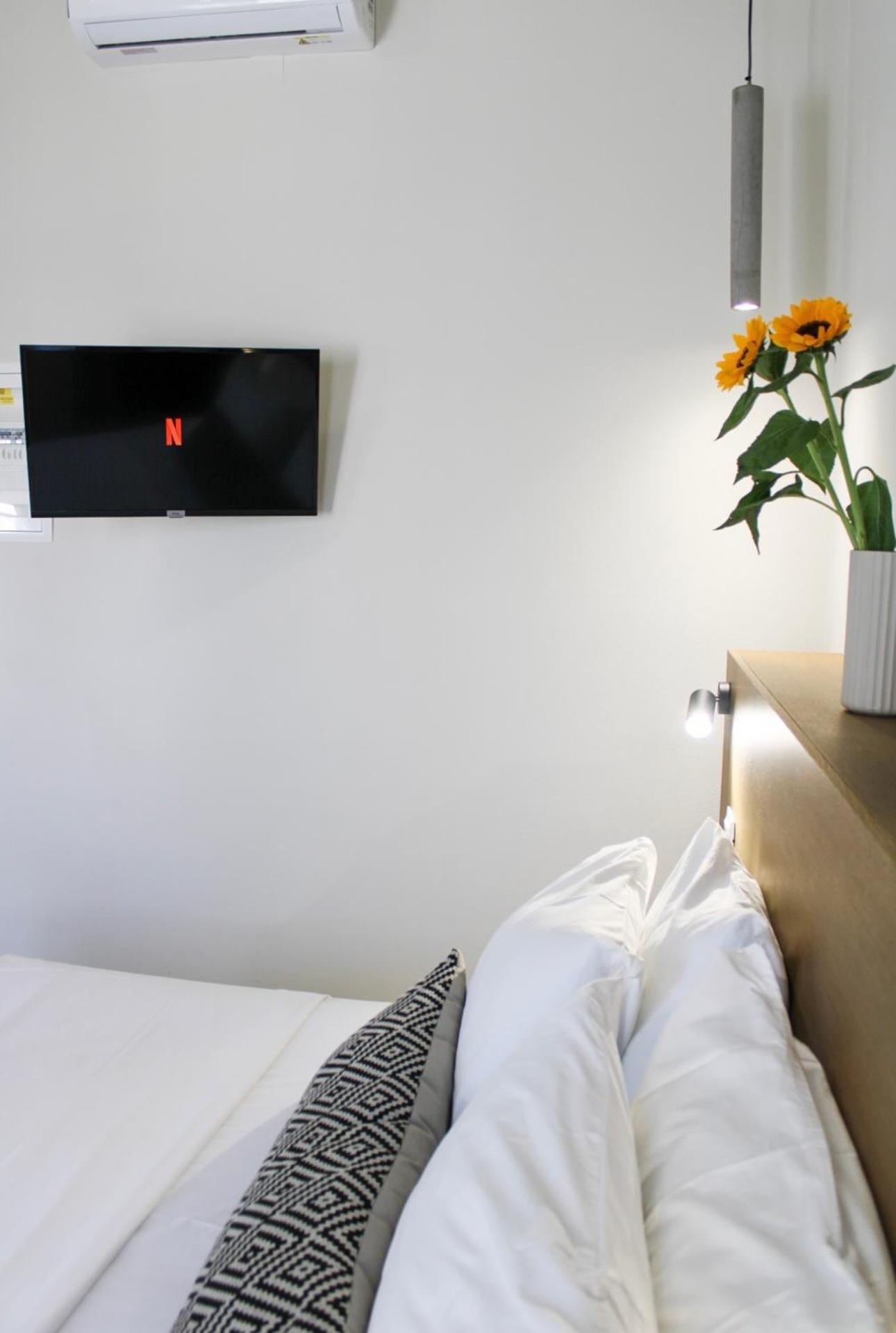 Oiko Mini Suites Ερμούπολη Εξωτερικό φωτογραφία