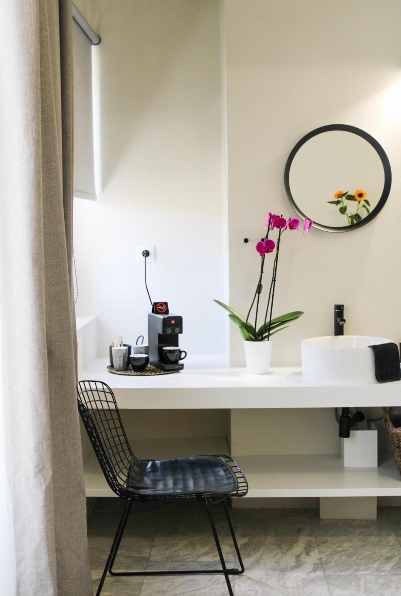 Oiko Mini Suites Ερμούπολη Εξωτερικό φωτογραφία