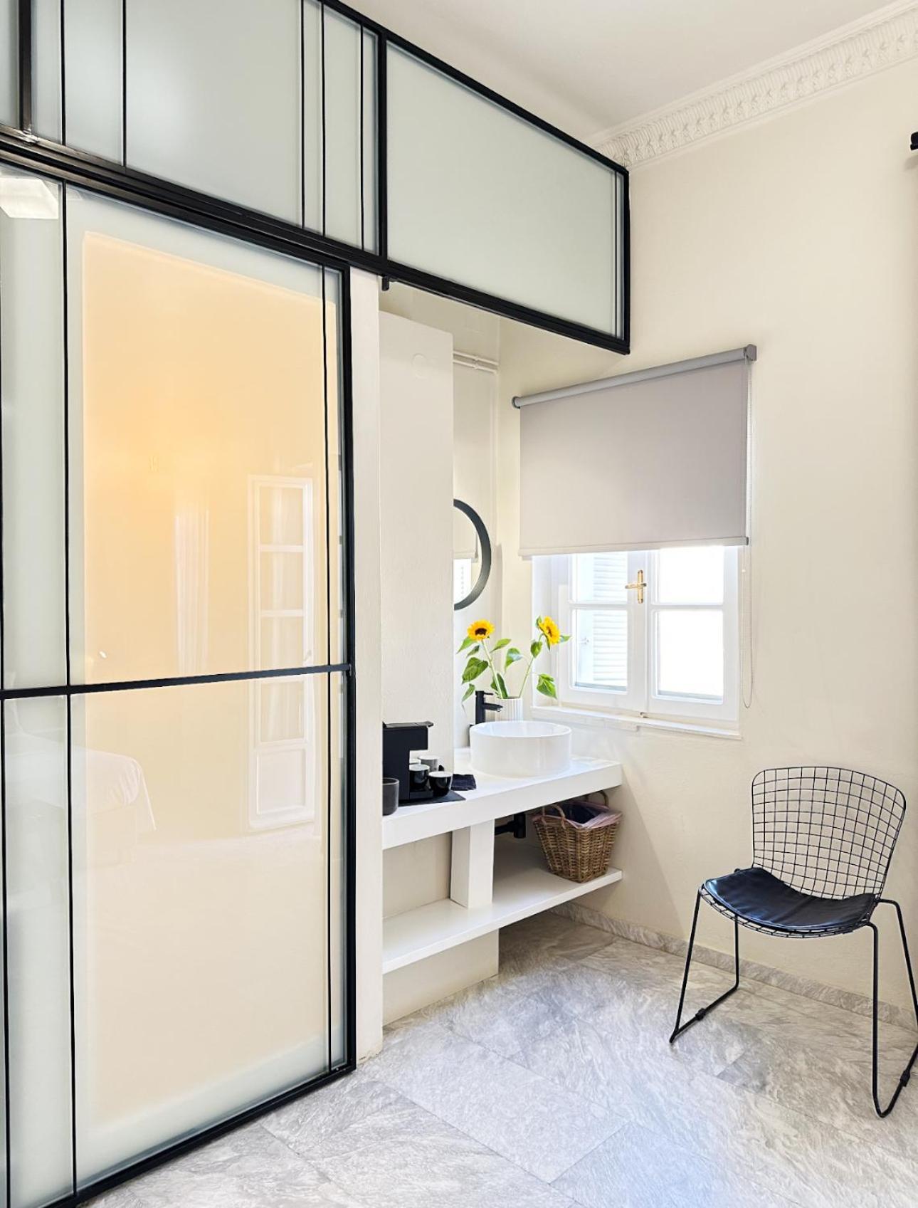 Oiko Mini Suites Ερμούπολη Εξωτερικό φωτογραφία