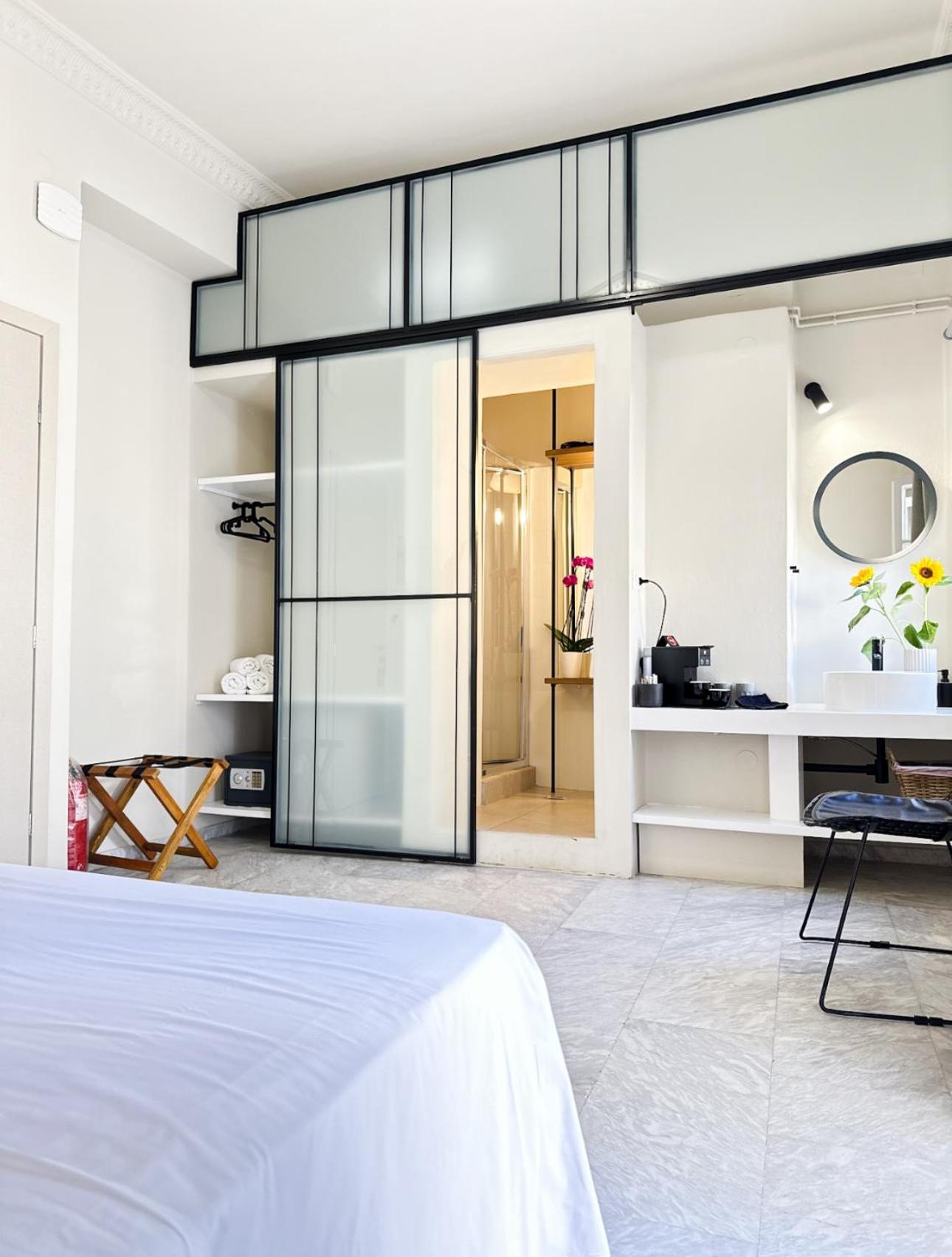 Oiko Mini Suites Ερμούπολη Εξωτερικό φωτογραφία